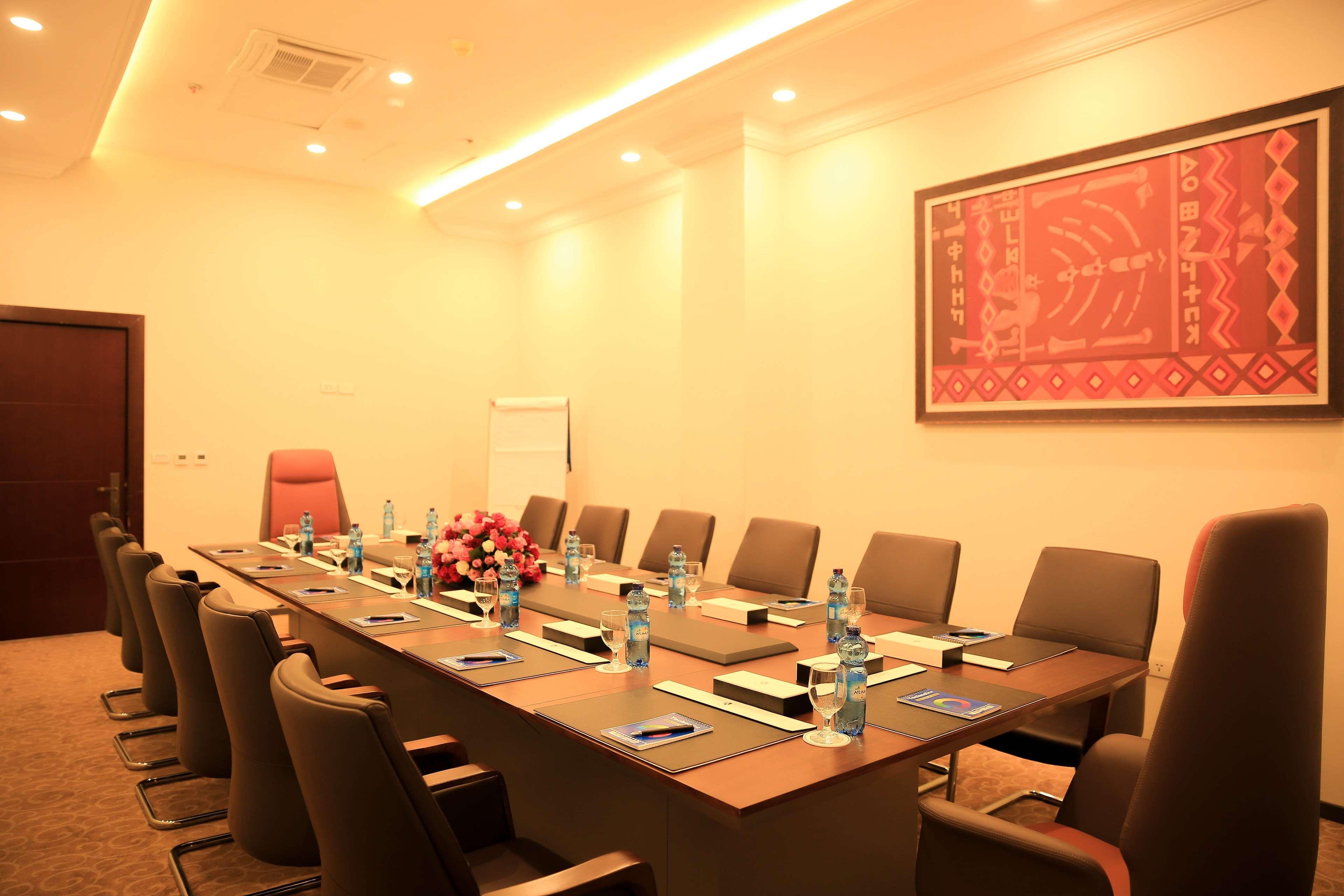 Swiss Inn Nexus Hotel Addisz-Abeba Kültér fotó