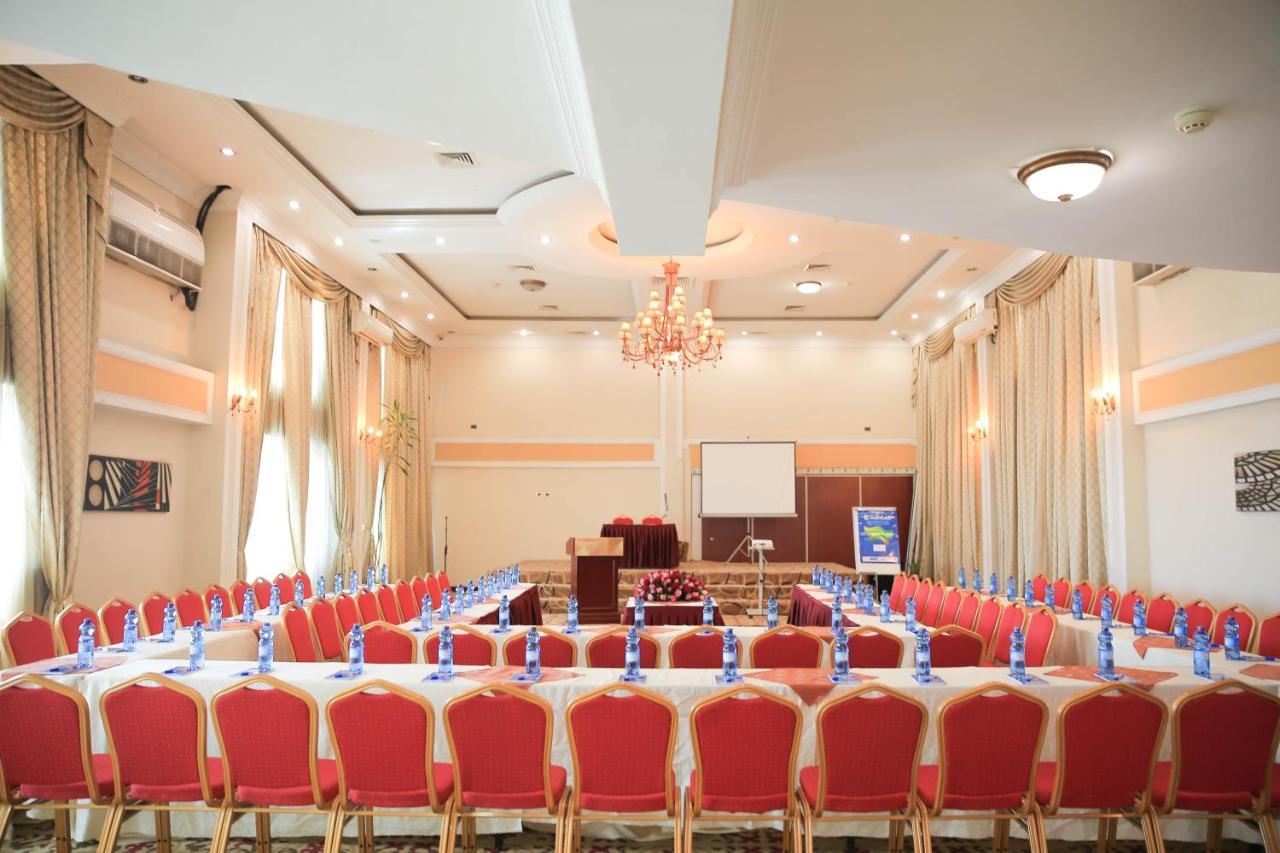 Swiss Inn Nexus Hotel Addisz-Abeba Kültér fotó